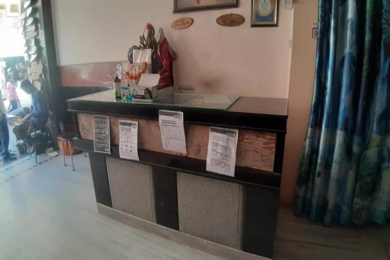 Oyo 81211 Hotel Janta Катра Екстер'єр фото